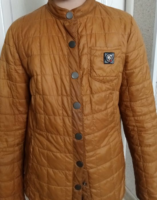 Костюм б/у размер 46