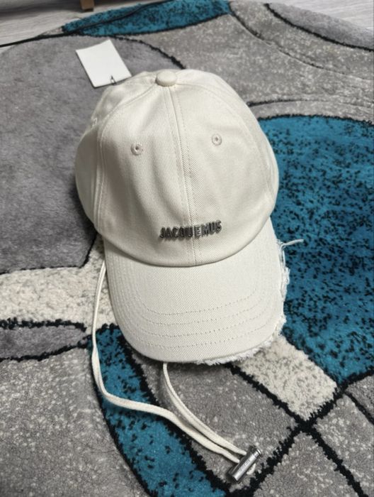 sapca jacquemus alba