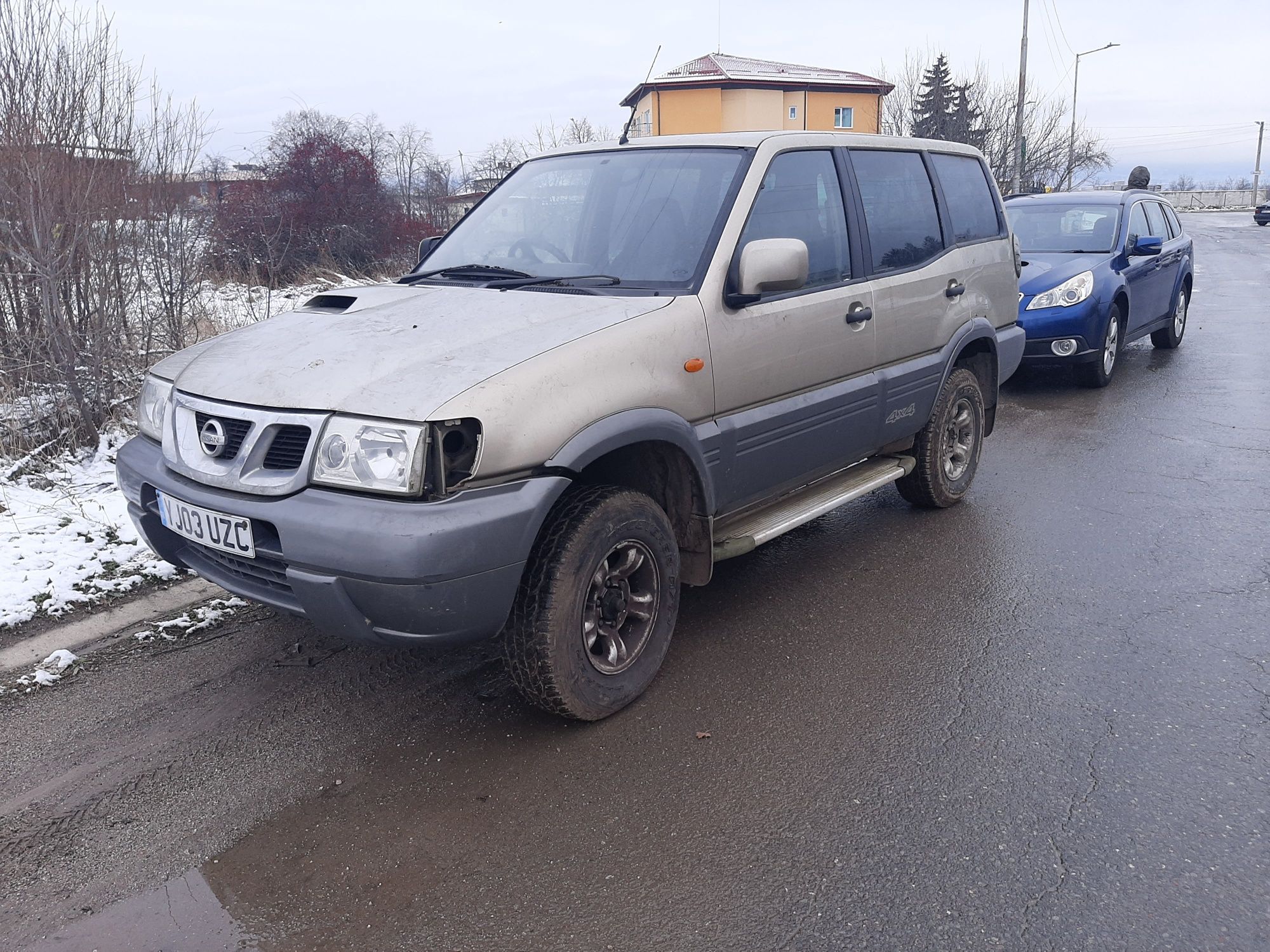 За части Nissan Terrano 3000 кубика TDI автоматик 2004 година