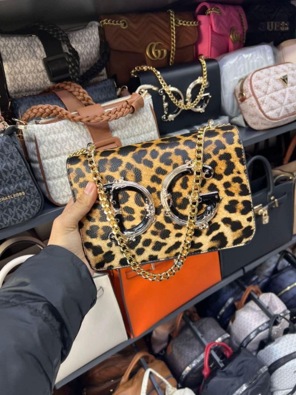 Cele mai drăguțe modele de gentuțe pe stoc