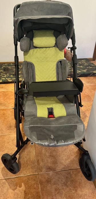 Vand carucior Gemini 2 pentru copiii cu dizabilitati