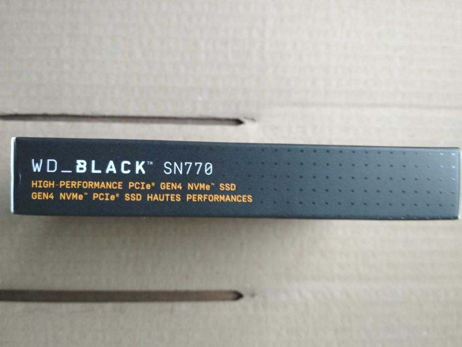 Геймърски SSD Western Digital Black SN770 2TB M.2