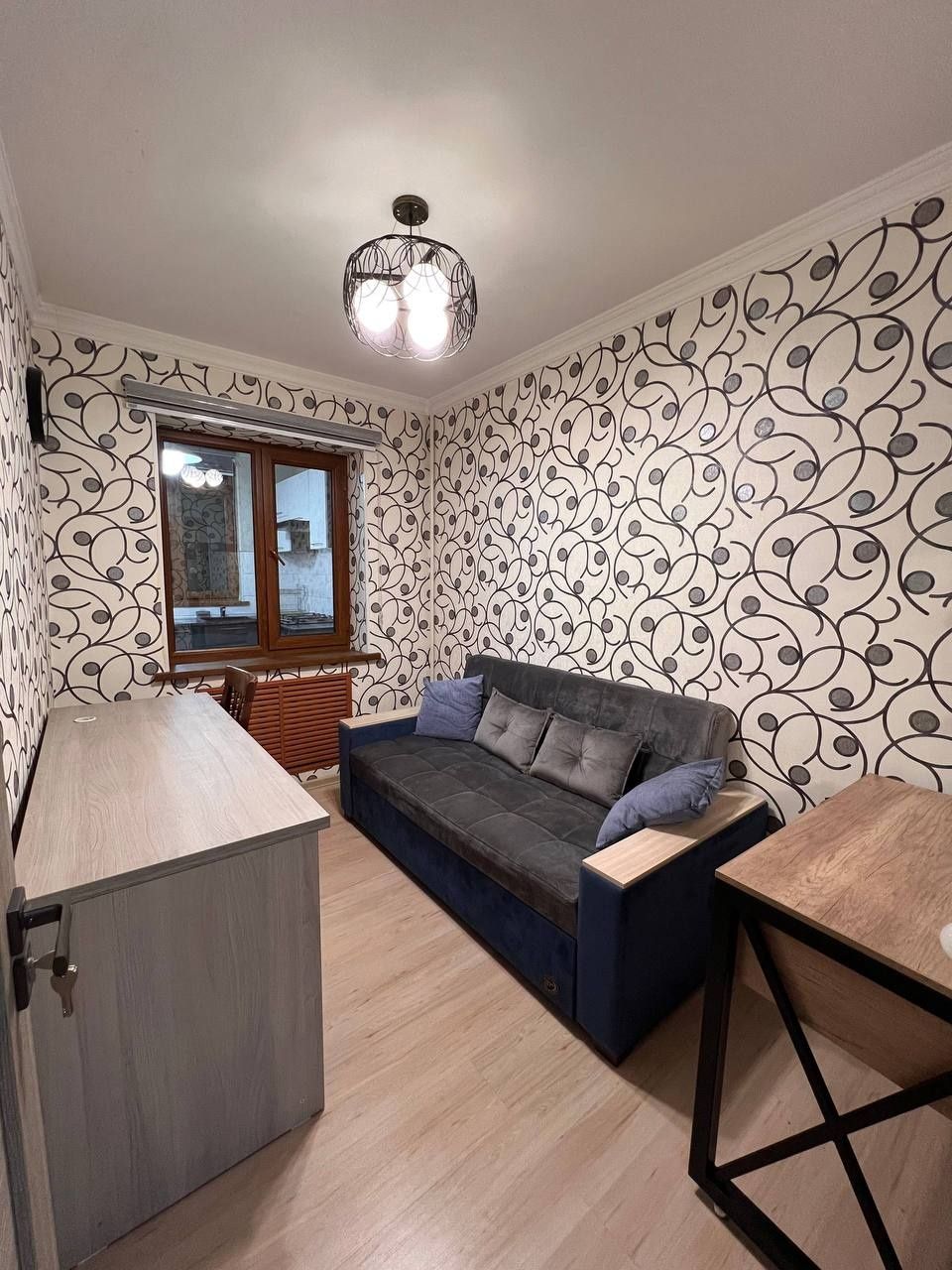 Продажа Ц-1 Садык Азимова 145школа 2в3/4/5 62м² евроремонт мебелирован
