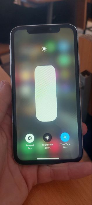 Продам Iphone xr 10r