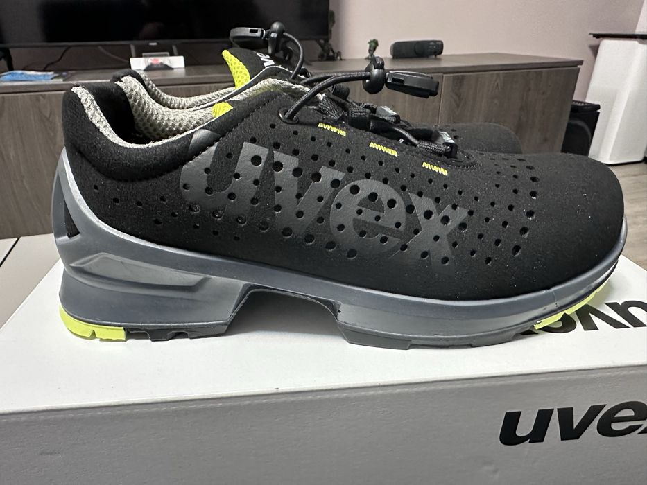 Papuci protectie uvex marimea 39