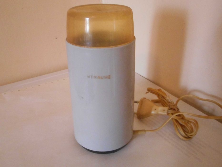 Rasnita de cafea sovietica Straume vintage, functionala