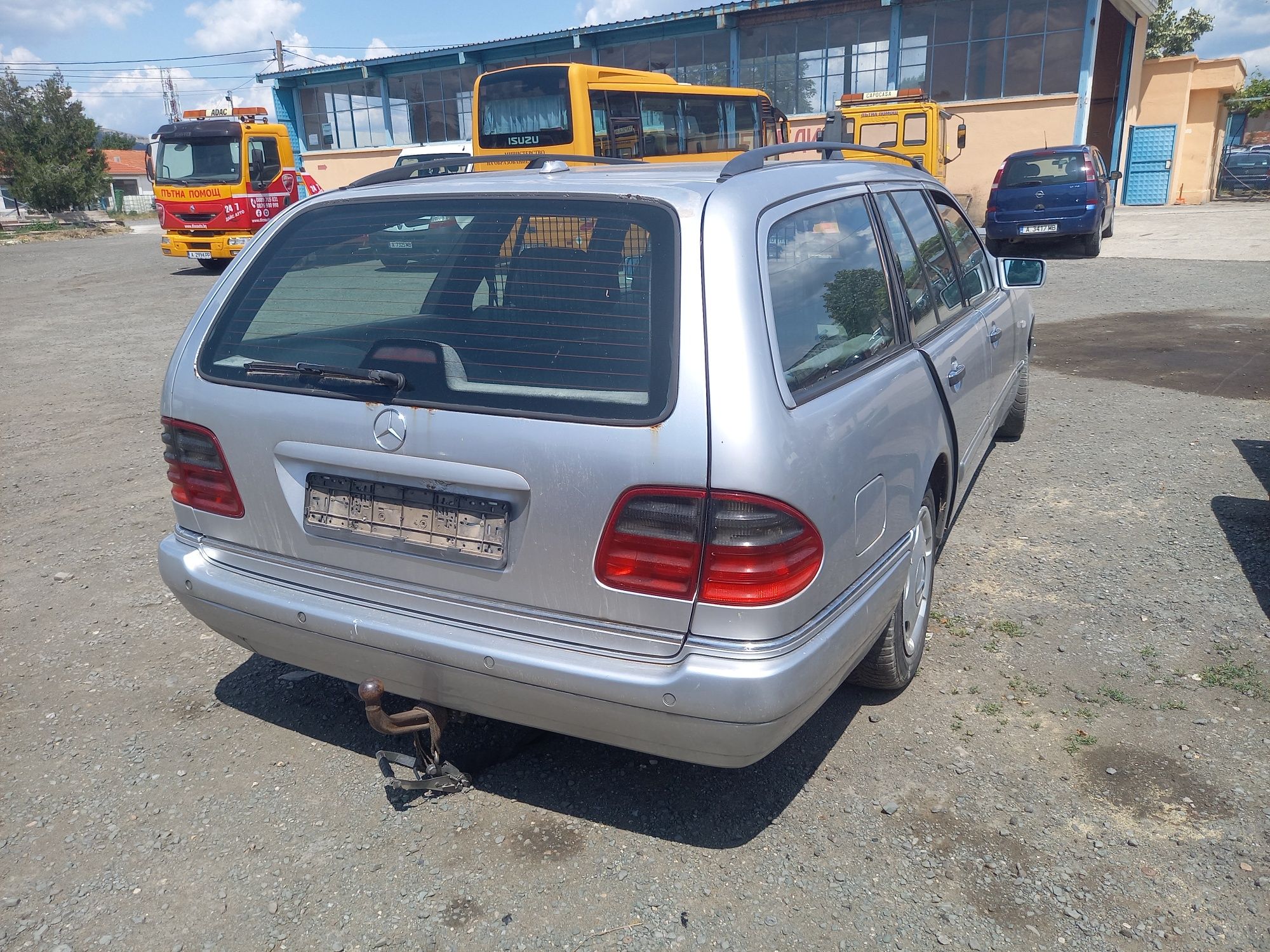Мерцедес E 220 CDI на части !