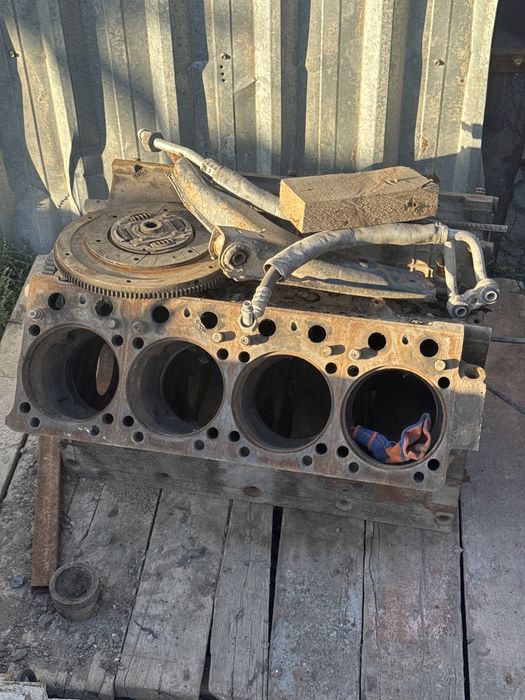 блок от камаза  не большой торг только наличными