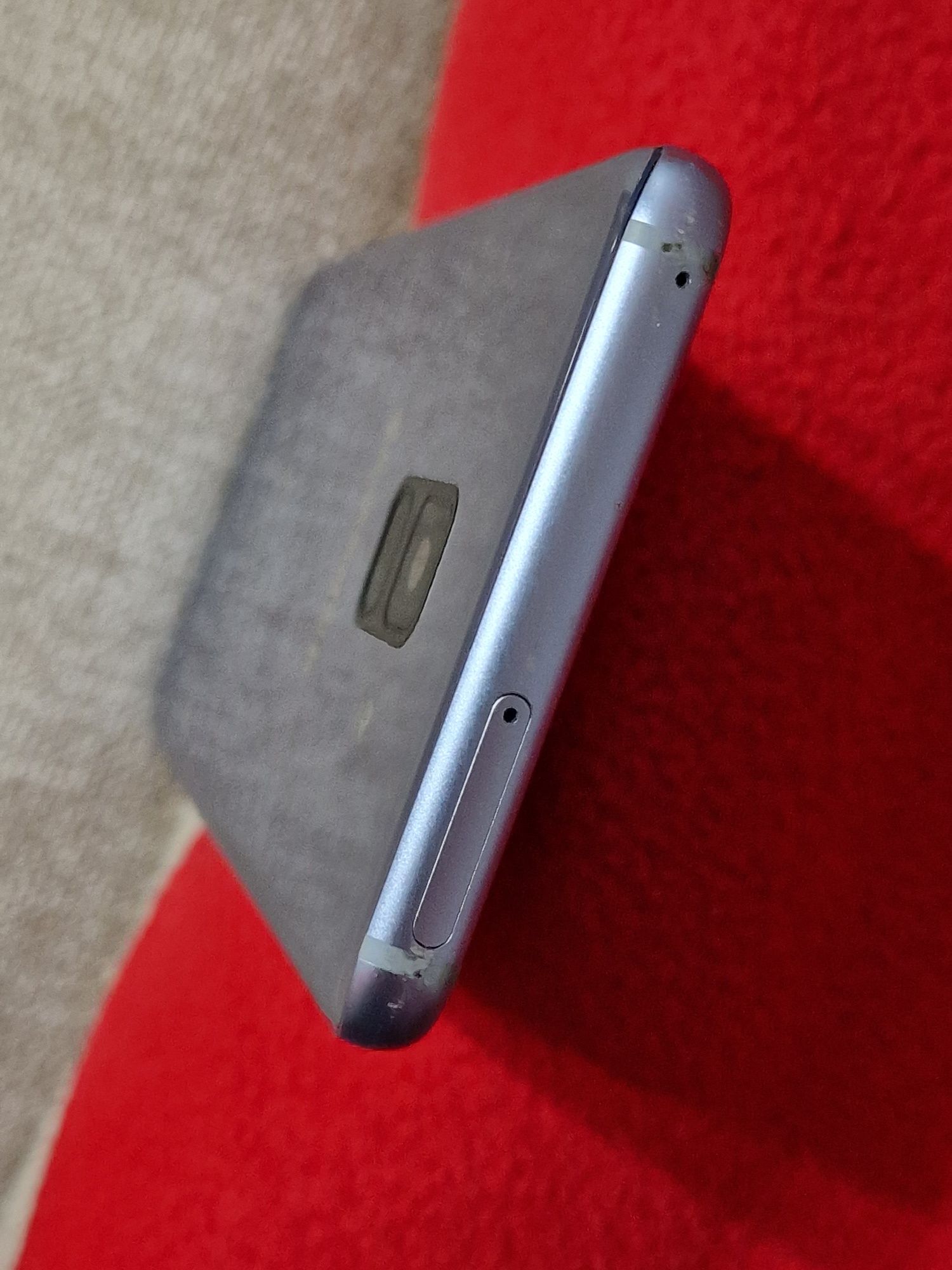 Samsung Galaxy A8 Orchid Gray 64Gb, Impecabil, Liber de rețea.