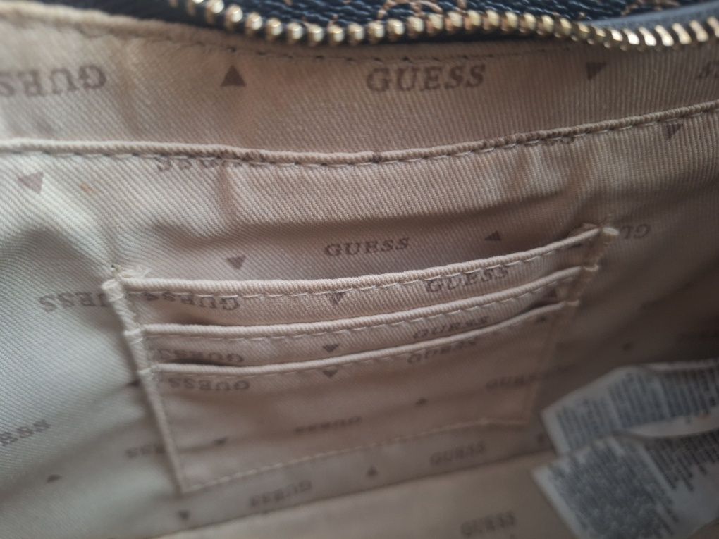 Кафява Чанта Guess
