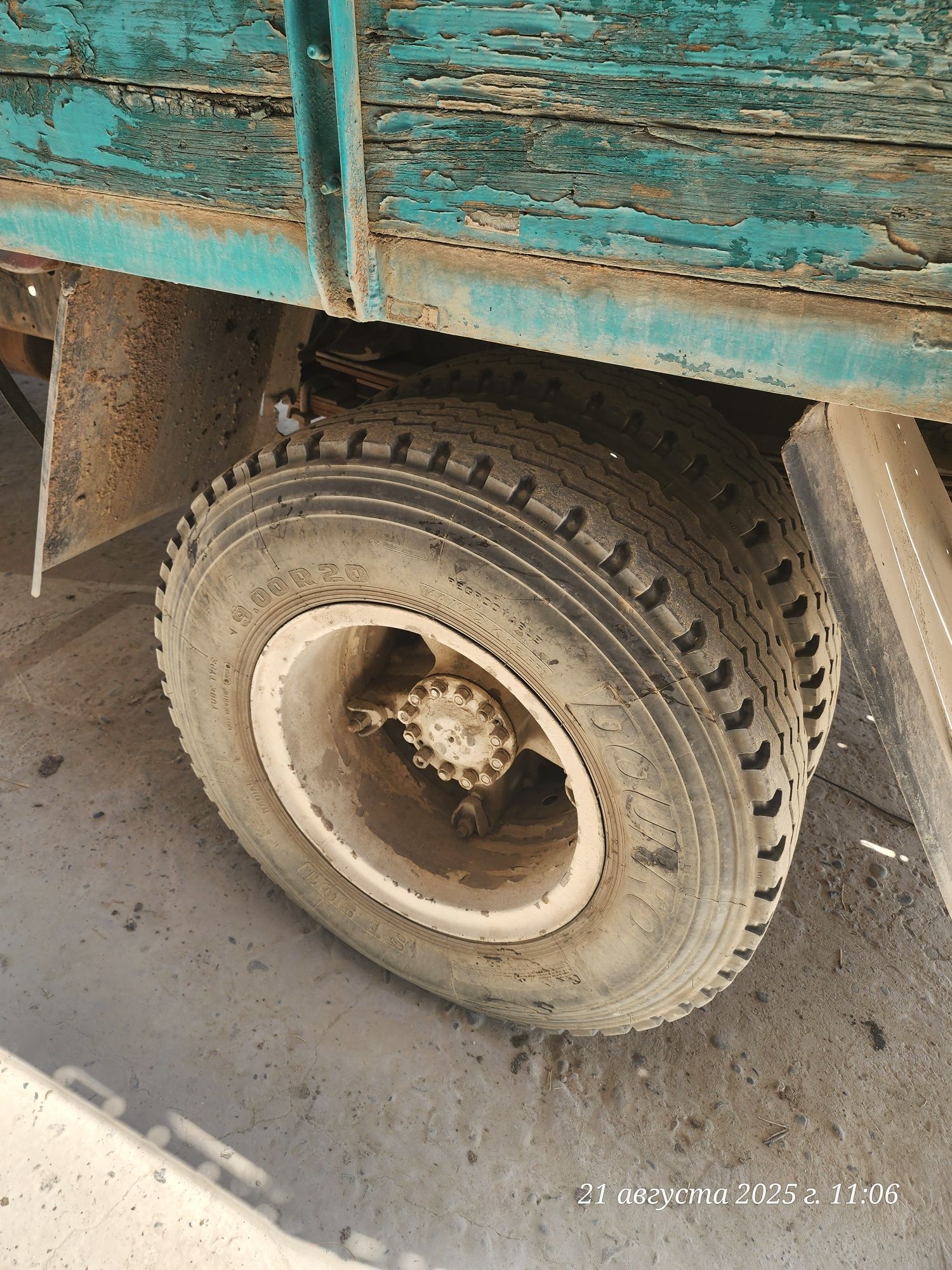 Zil 130 bartovoy sotiladi