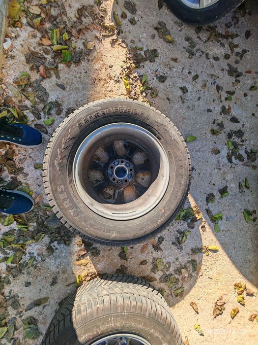 Всесезонни гуми Nokian 215/70 R16