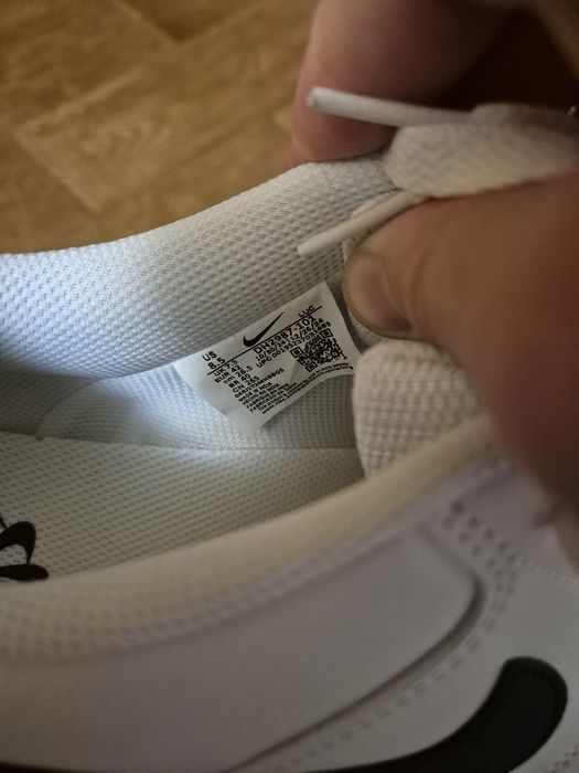 Nike mărimea 42 (26.5 cm)