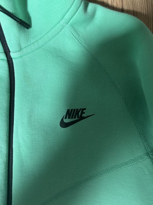 Trening nike tech verde