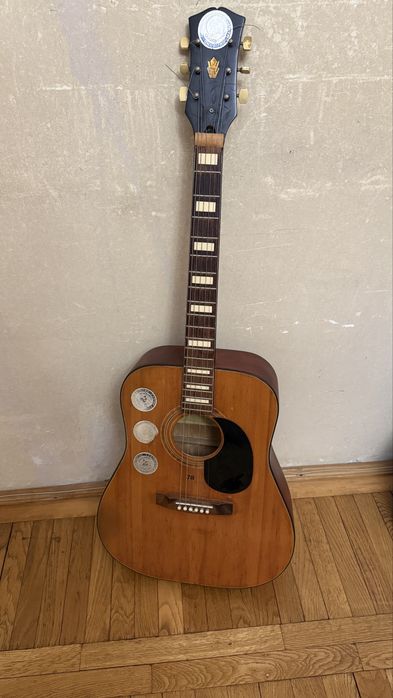 Vand chitara acustica Reghin