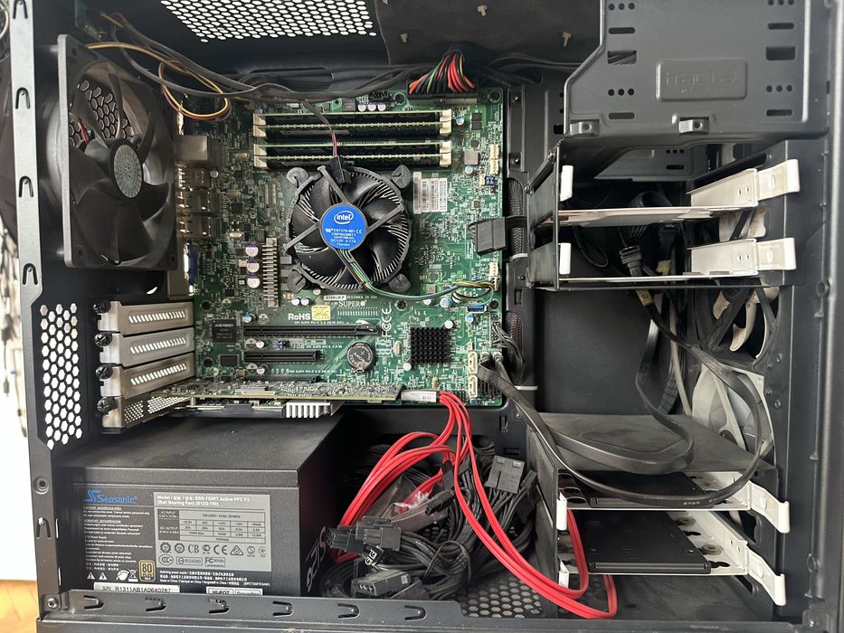 Supermicro домашен сървър