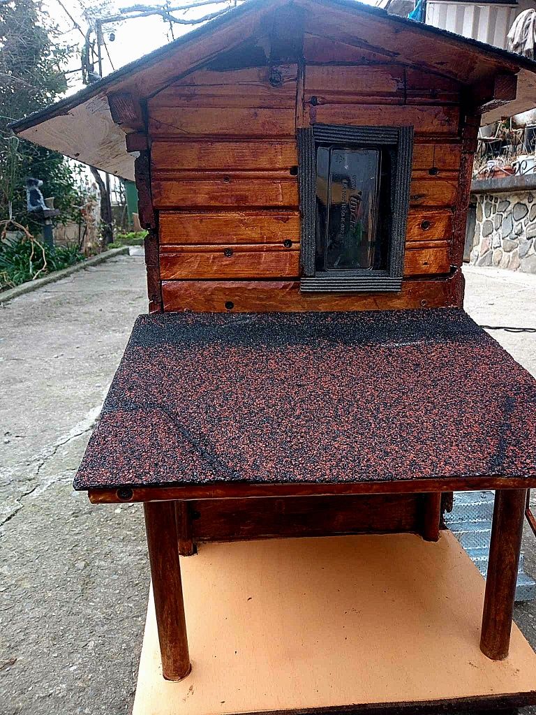 Декоративна дървена къща + ПОДАРЪК мини мебели
