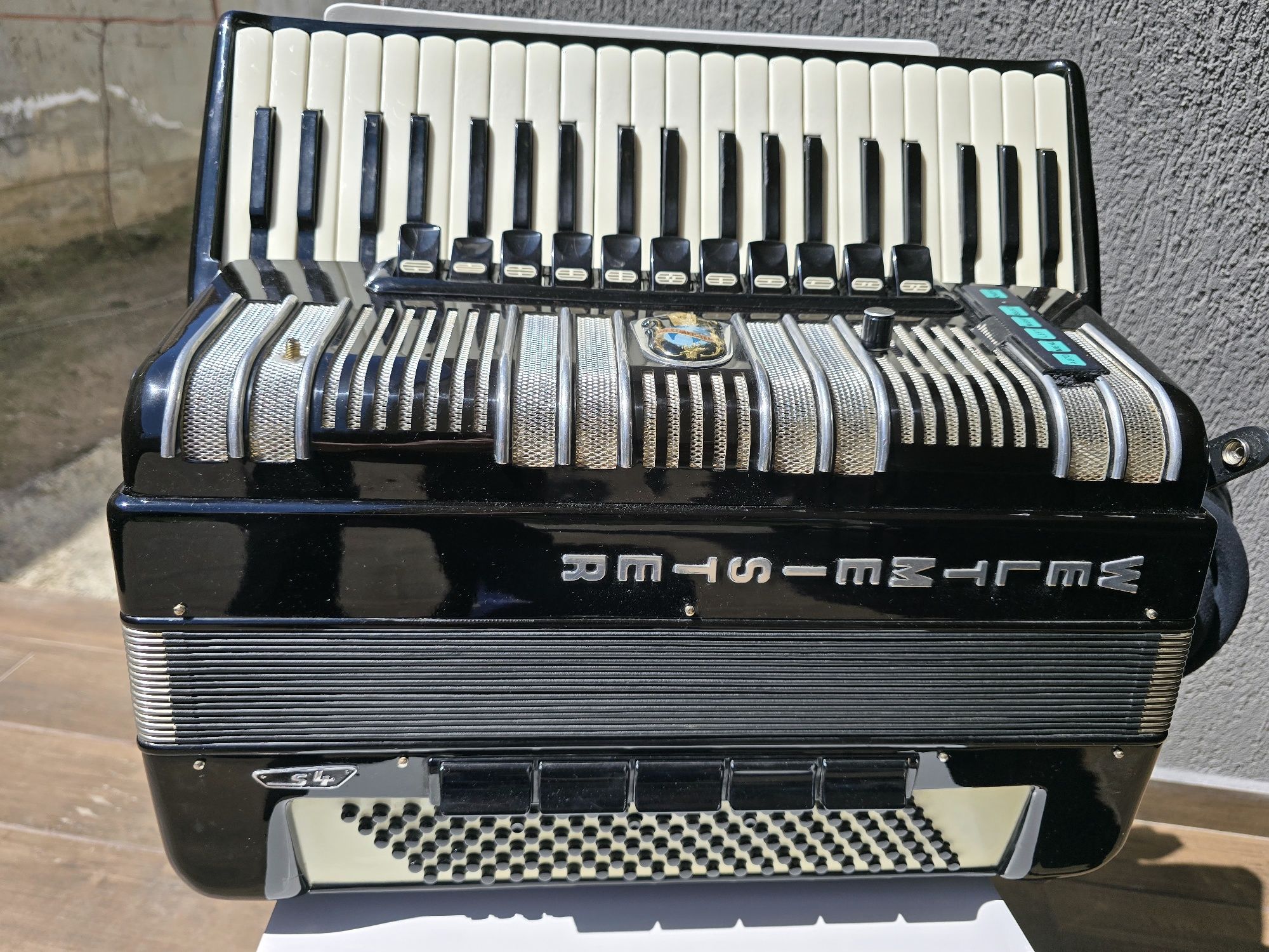 Weltmeister s4 cu midi,midi wireless și juzisound 1
