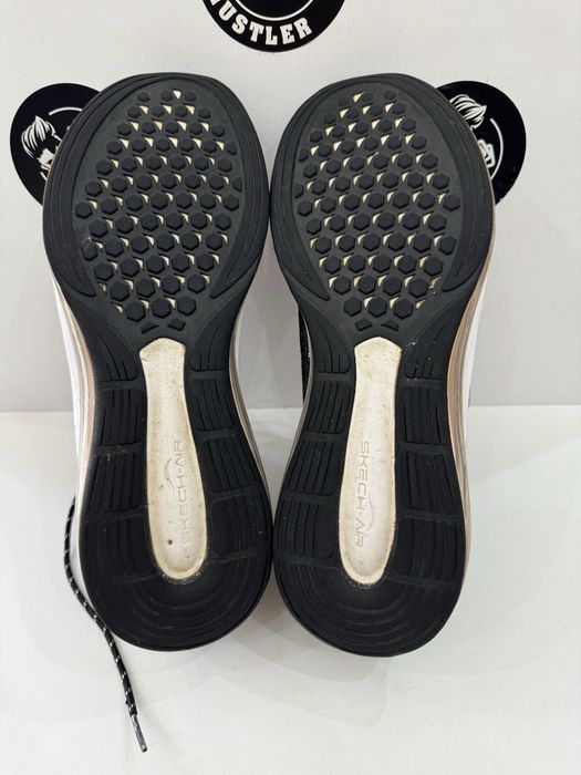 Маратонси SKECHERS.Номер 39.5