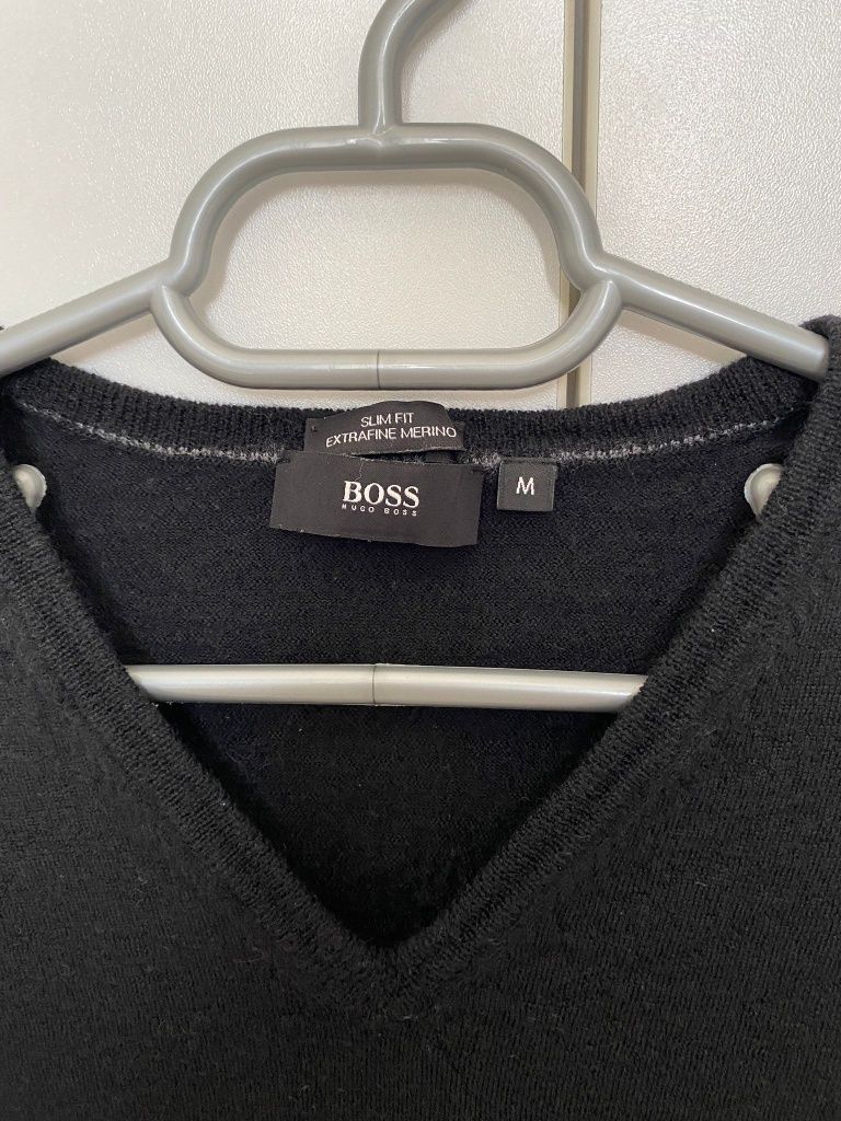 Pulover original Hugo Boss