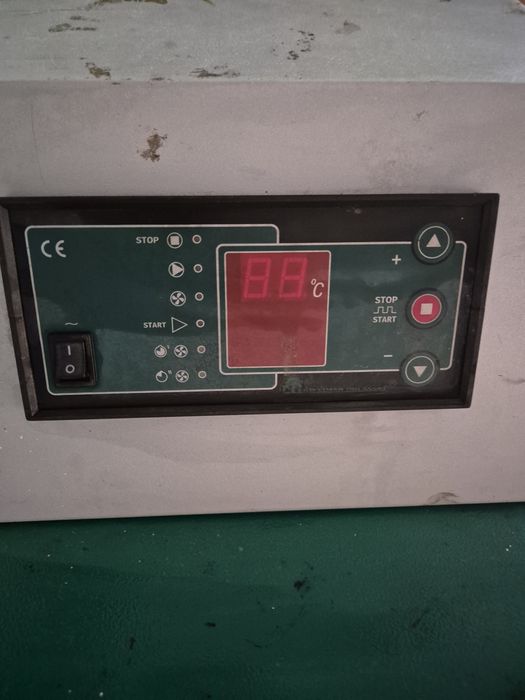 Vând centrala pe lemne 25kw ORlAN
