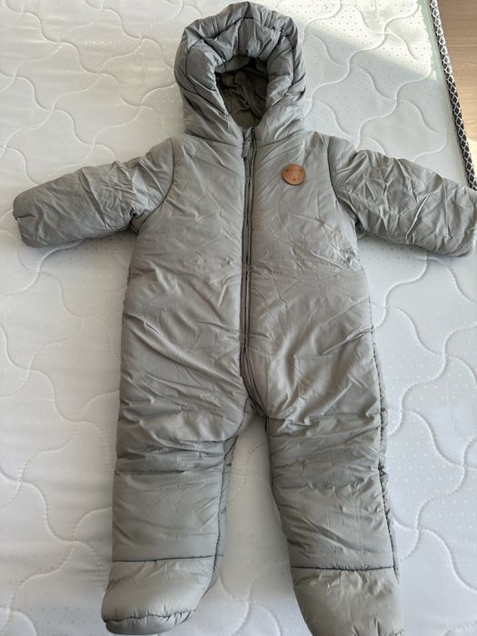 Продам детский комбинезон 80 см, комплекты, памперсы