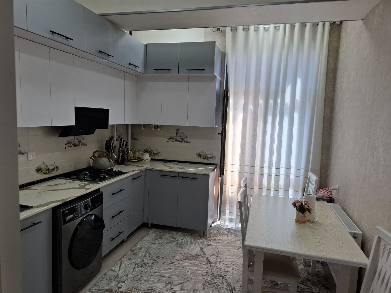 Срочно продаётся двухкомнатная квартира