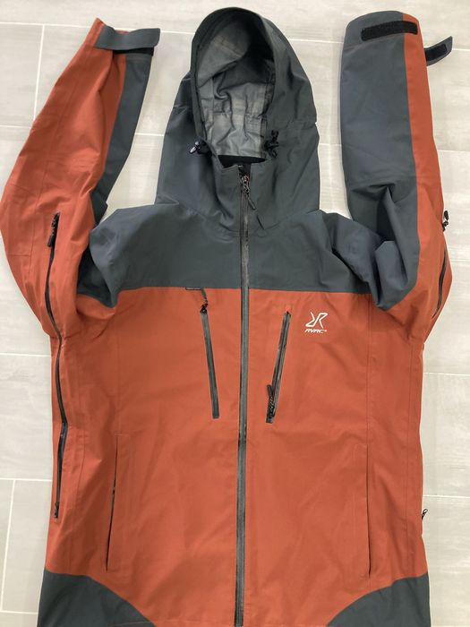 Geaca Revolution Race XL impermeabila 20000 hardshell