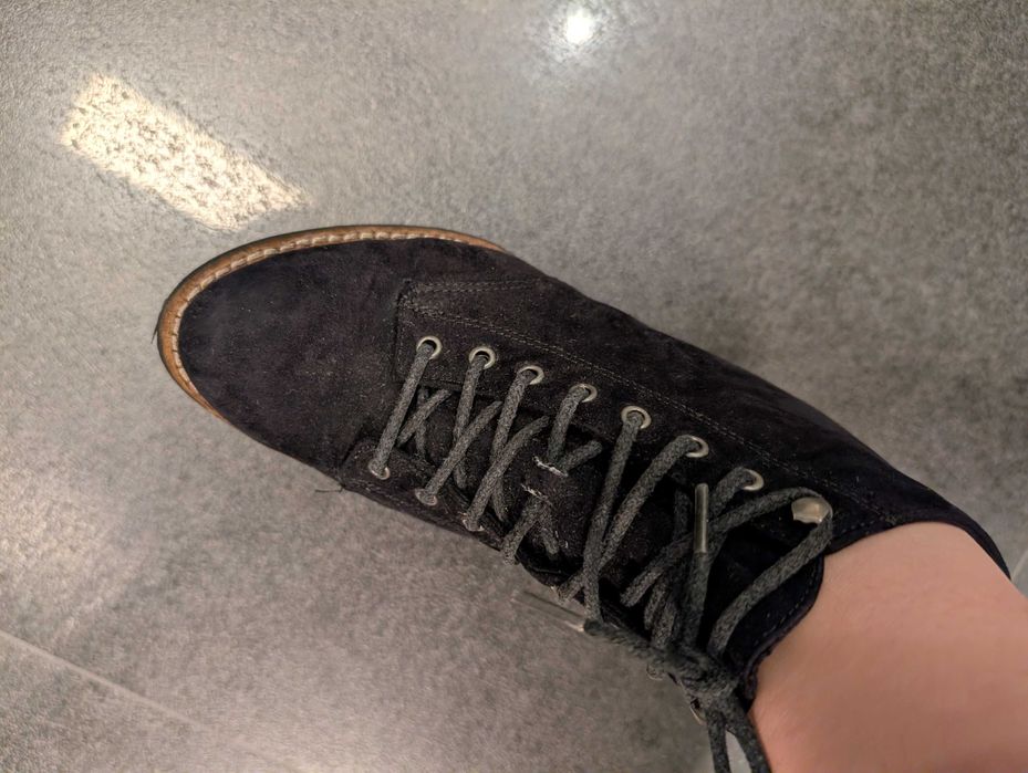 Подарявам обувки на платформа. Размер 37