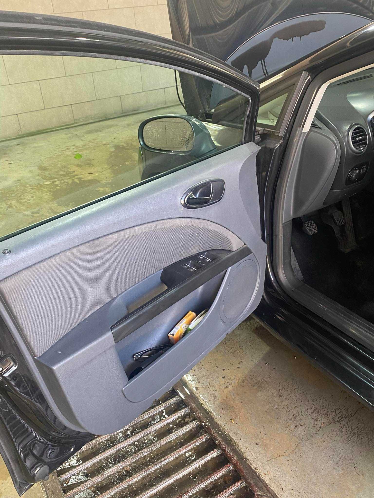 Seat Leon бензин