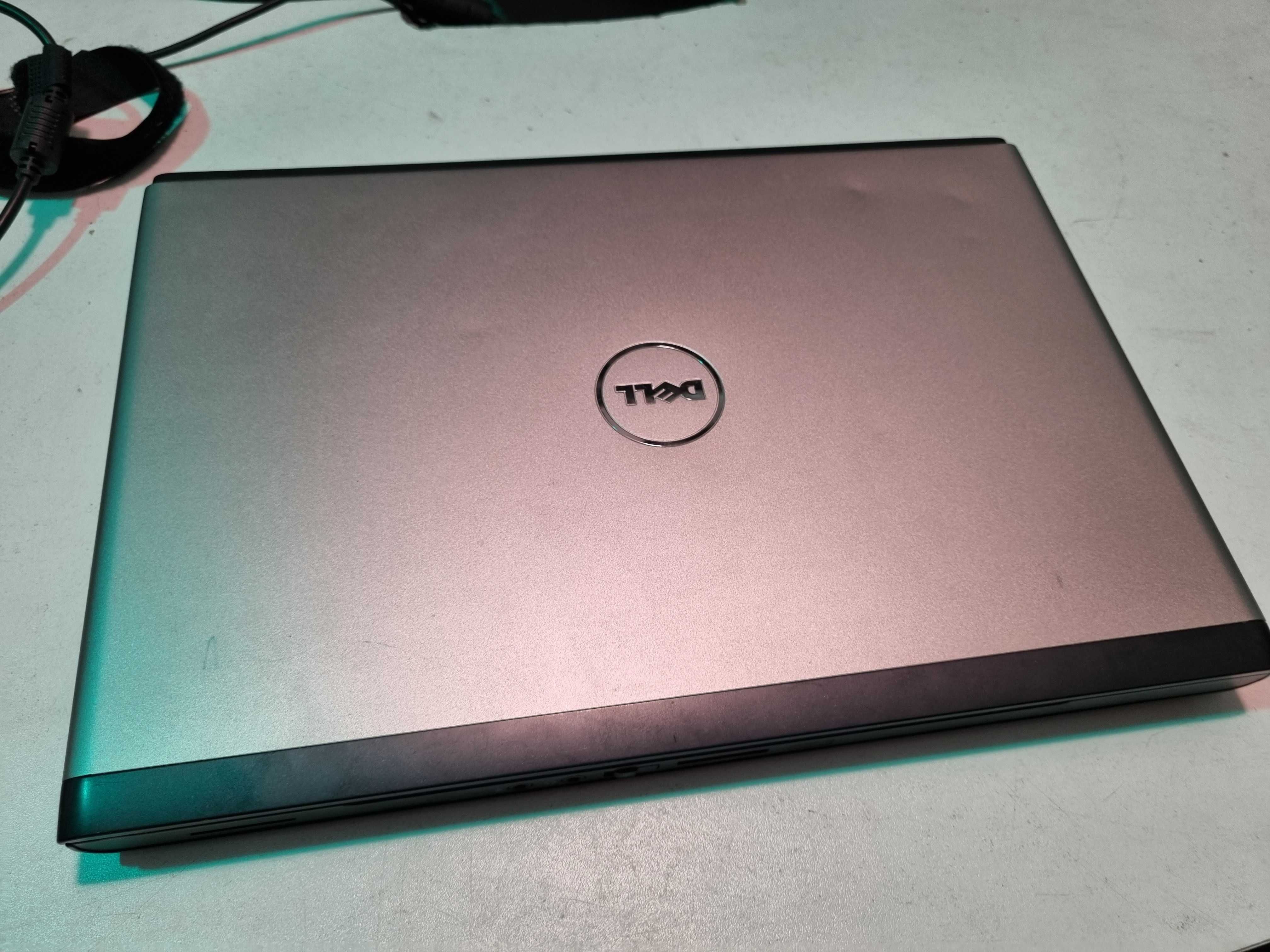 Laptop Dell Vostro 3300 i5 m430 3gb ram