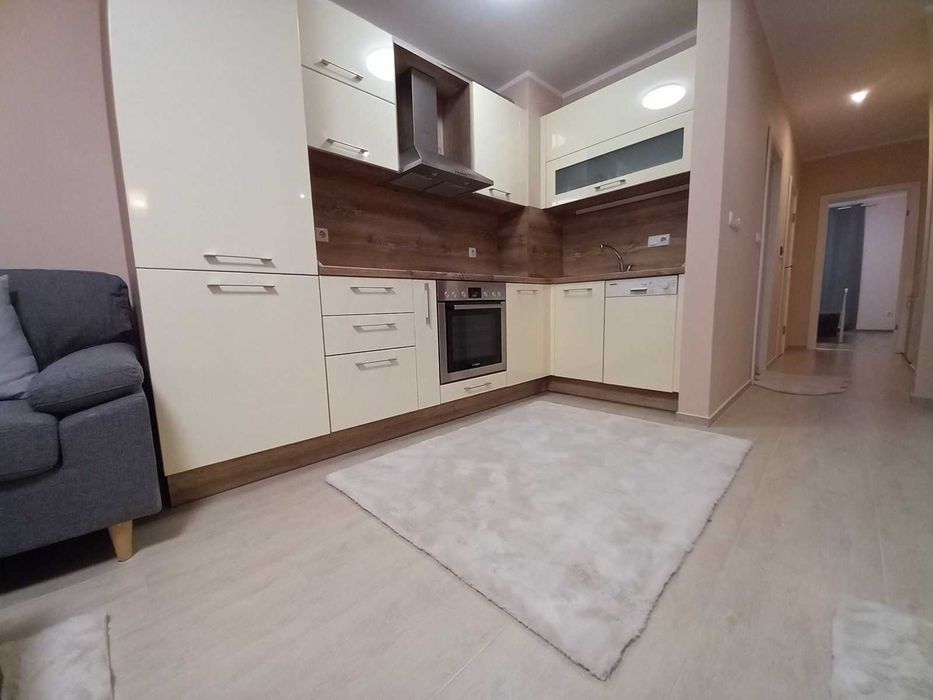 Дава се под наем Тристаен апартамент в София, Люлин - център - 90 кв.м за 663 € - Снимка #1