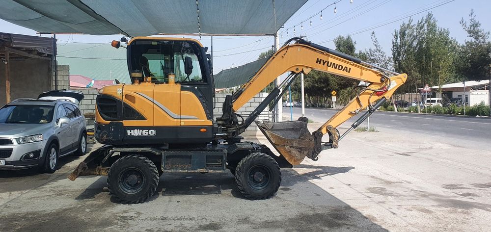 Hyundai HW 60 sotiladi