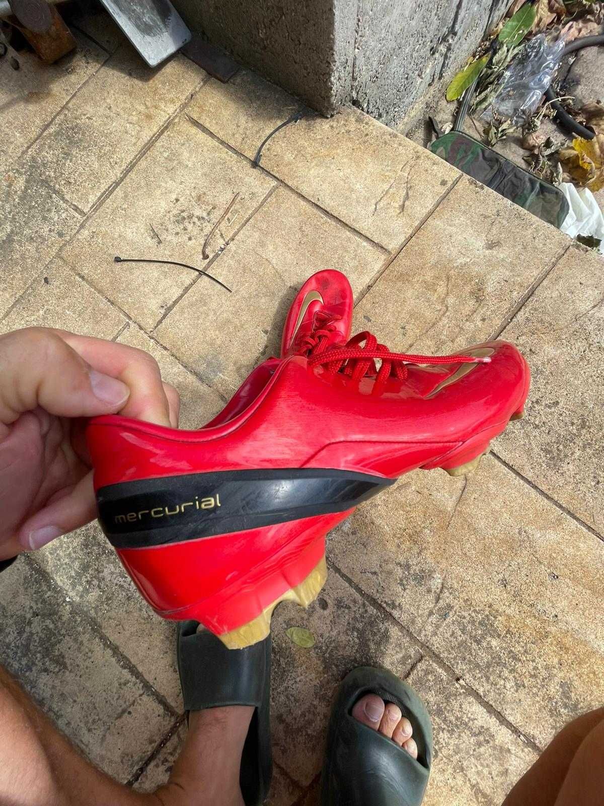 Nike  mercurial.