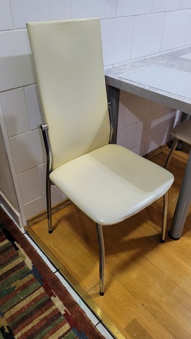 Scaune de bucătărie - elegante