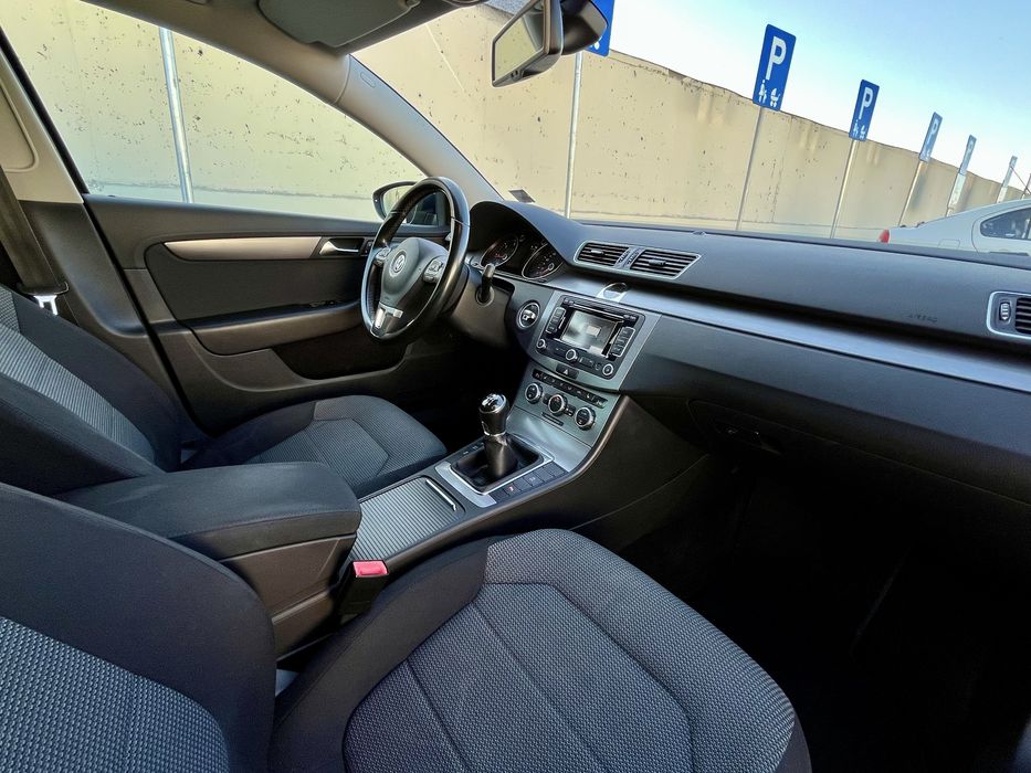 Volkswagen Passat B7, 2.0 TDI EURO 5/Proprietar