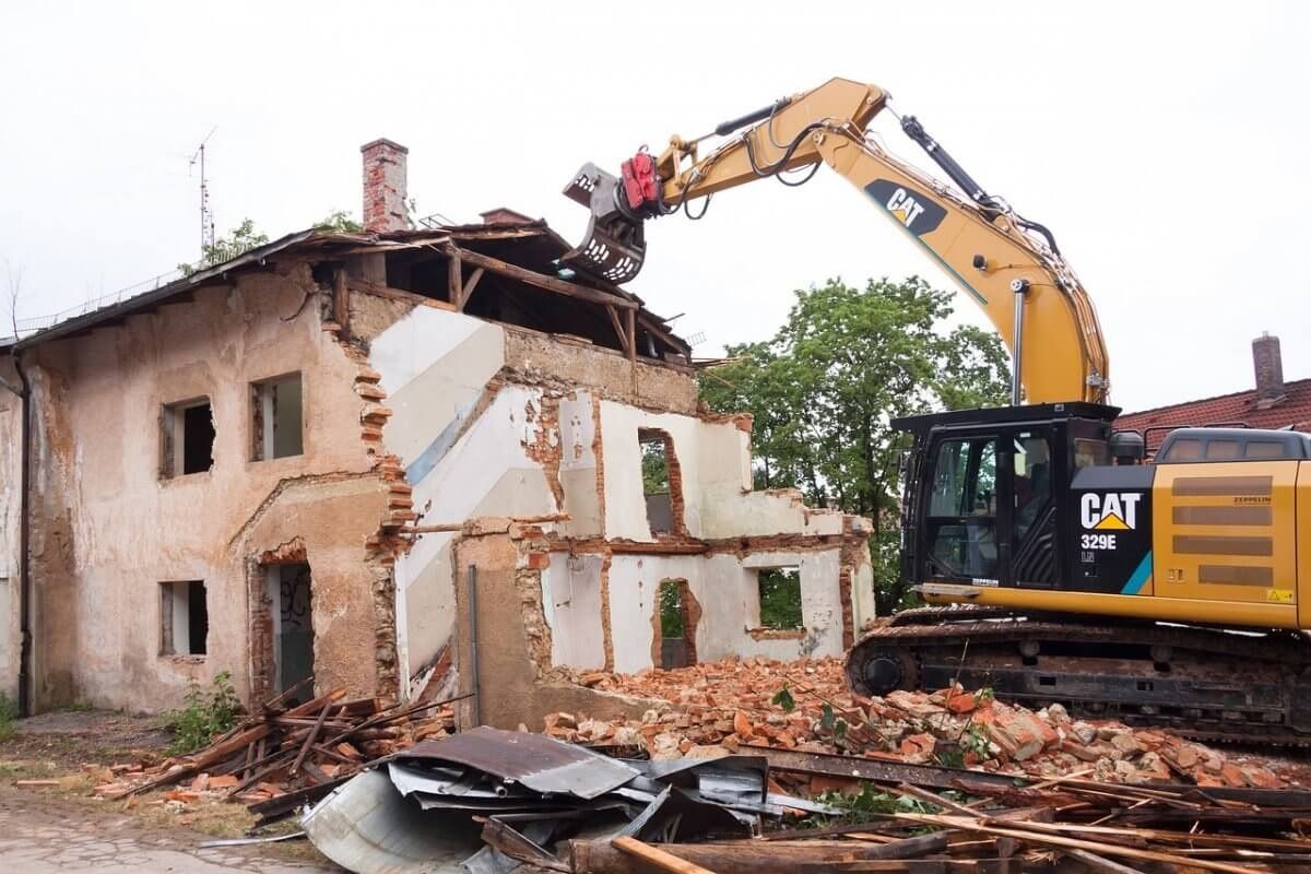 Снос зданий и демонтаж