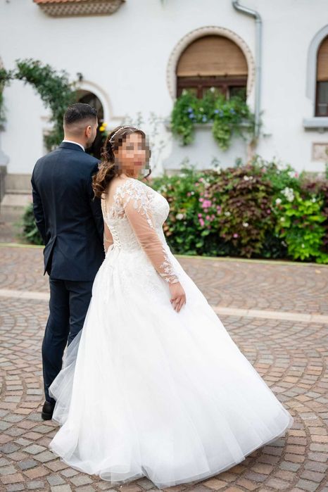 Rochie de mireasa tip printesa