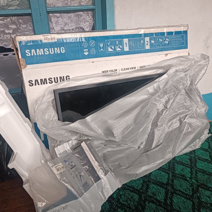 TV televizor 32 Samsung orginal Fargʻona