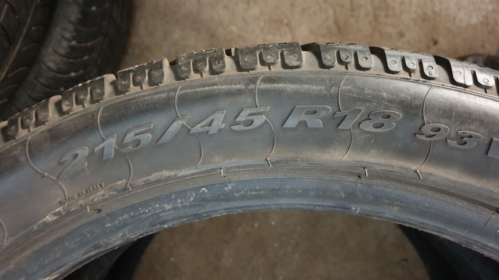 Гуми 215 45 18 пирели
