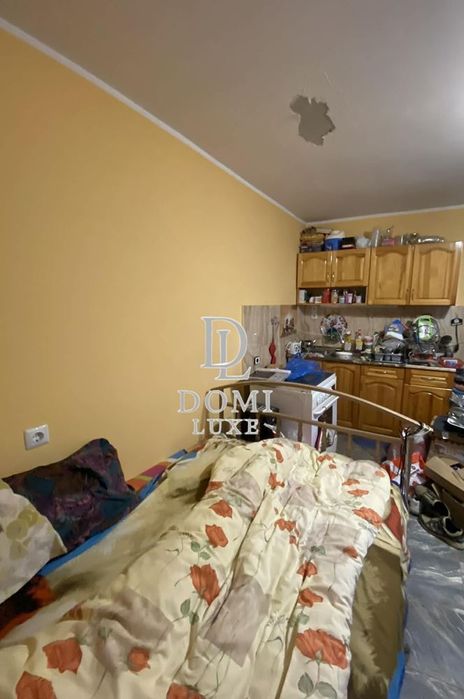 Къща в София, област-с.Бучин проход площ 50 цена 84900