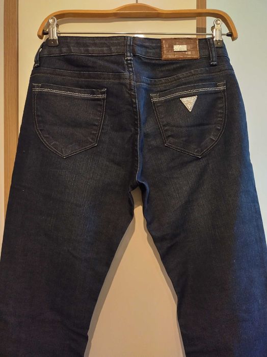 Дамски дънки Guess 29 номер
