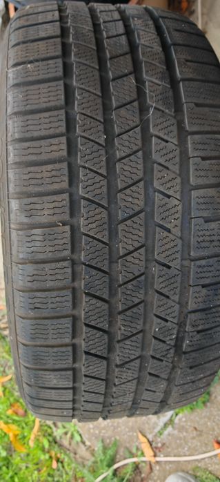 Зимни гуми 295/35/21 Continental