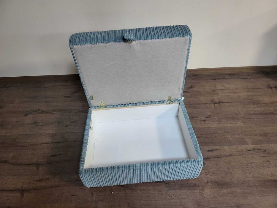 Синя табуретка от плат с функция ракла