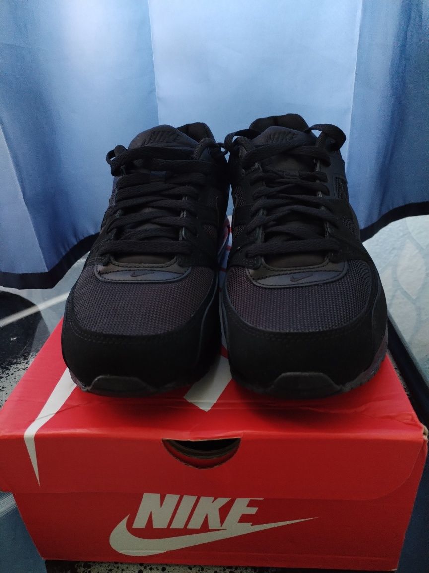 Nike Air Max Command нови 43 номер 27.5см