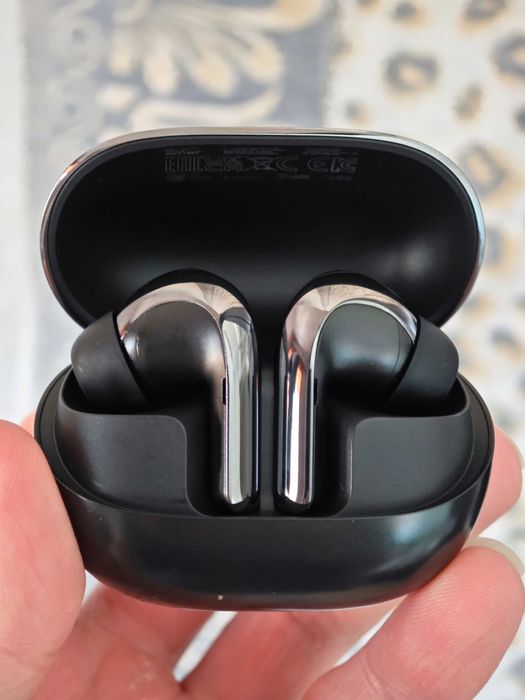 Наушники Xiaomi Buds 4 Pro