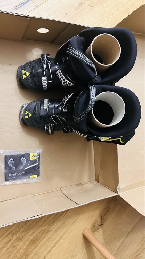 Clapari copii FISCHER RC 4 60 JR, mondo 22