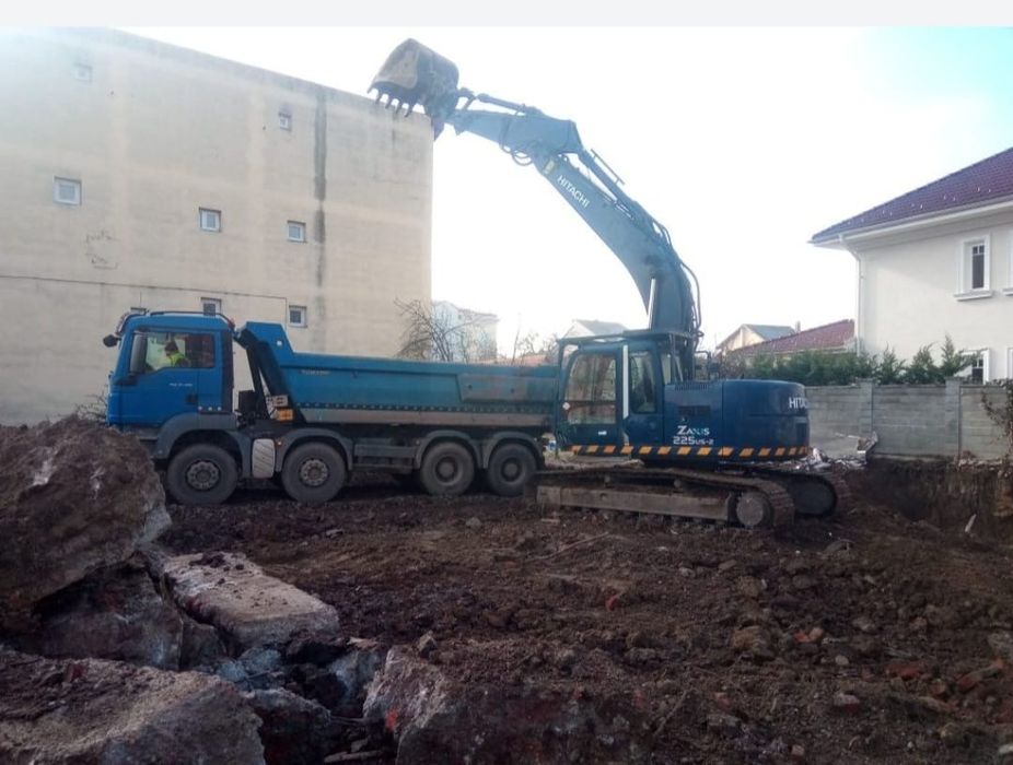 Pamant Vegetal demolari inchiriat uutilaje