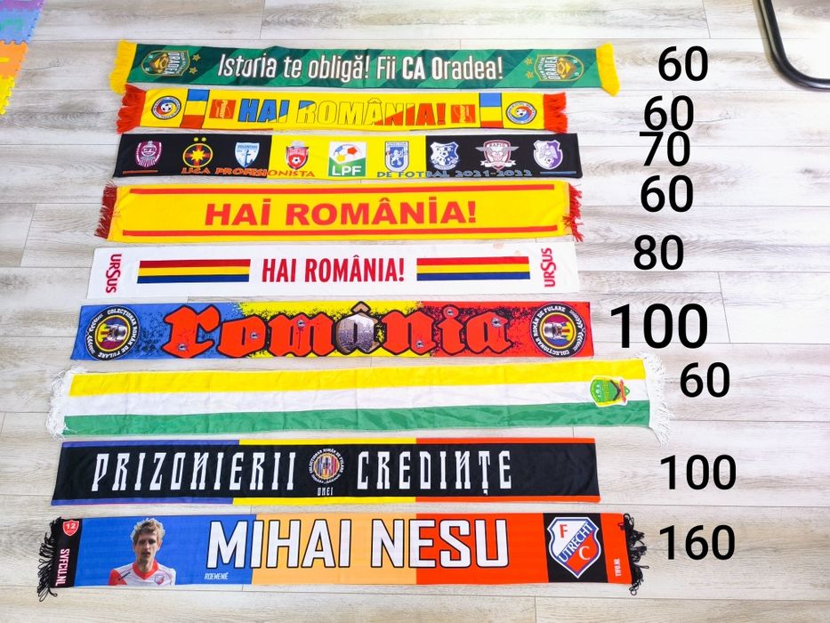 Eșarfe cu echipe din Romania