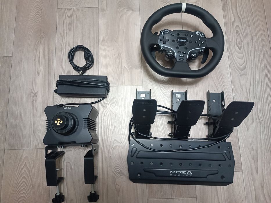 Руль moza r5 + педаль сцепления